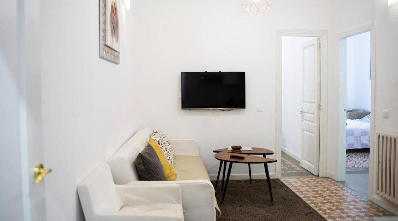 Eixample Apartments - Pova Barcelona Exteriör bild
